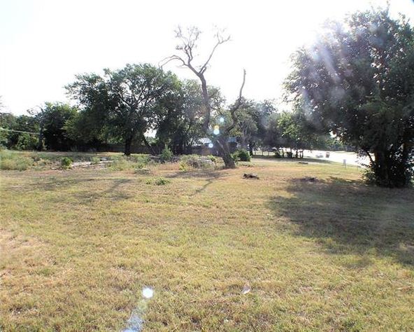 506 SW Big Bend Trl, Glen Rose, TX 76043